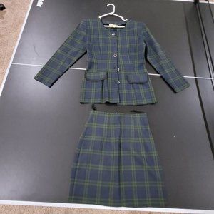 VERY cute, short, and sexy little suit